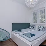 Nightingale Luxury