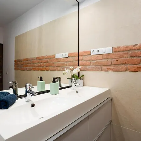 Nightingale Luxury شقة *
