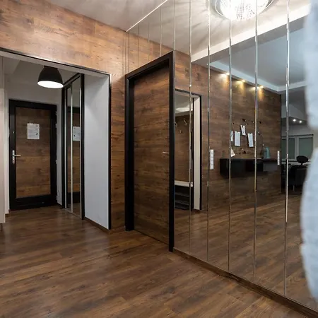 Nightingale Luxury *