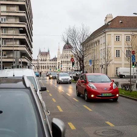 Nightingale Luxury * Budapest