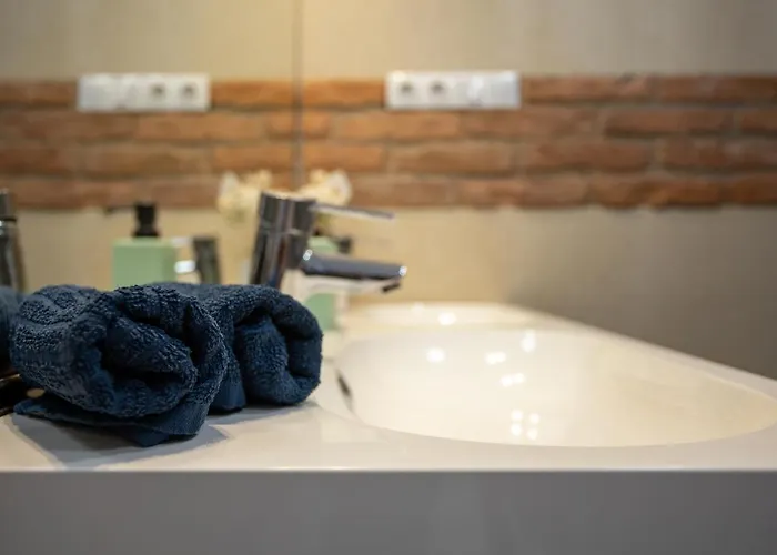 Nightingale Luxury * Budapest